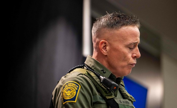 Kontrowersyjny dowódca opuści miasto, w którym doszło do tragedii