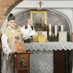 Kontrowersyjny ksiądz grzmi z ambony. Zaatakował ludzi z tatuażami
