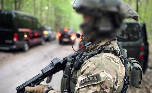 Kontrterroryści w akcji. Gang złodziei samochodów rozbity
