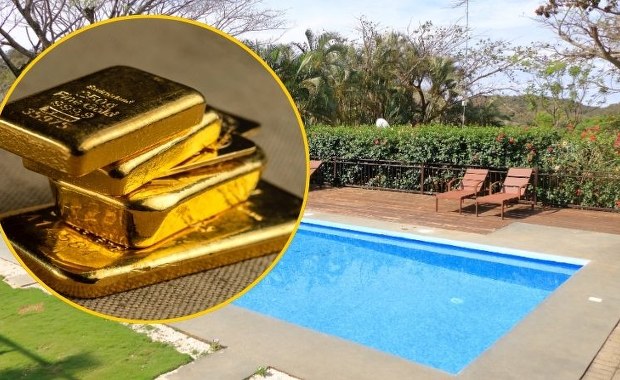 Kopał basen, znalazł fortunę! Złote sztabki i monety za 700 tysięcy euro pod Lyonem