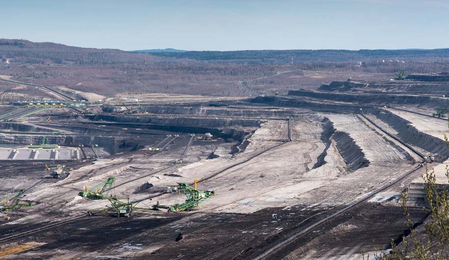 Kopalnia węgla brunatnego Turów /Shutterstock