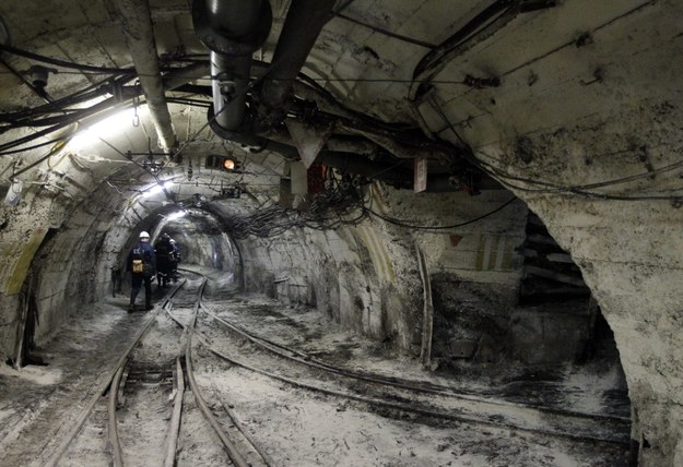Wyższy poziom tlenku węgla w kopalni Staszic. Wycofano 18 pracowników