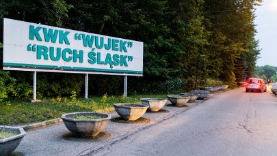 Kopalnia Wujek: Dotarcie do ciał górników zajmie kilka dni