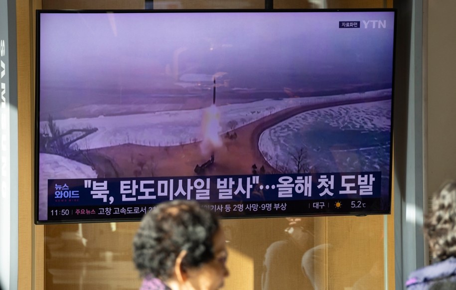 Korea Płn. przeprowadziła test rakiet balistycznych /JEON HEON-KYUN  /PAP/EPA