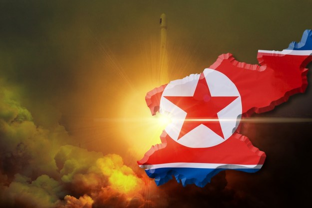 Korea Płn. wystrzeliła dwie rakiety z okrętu podwodnego /Shutterstock