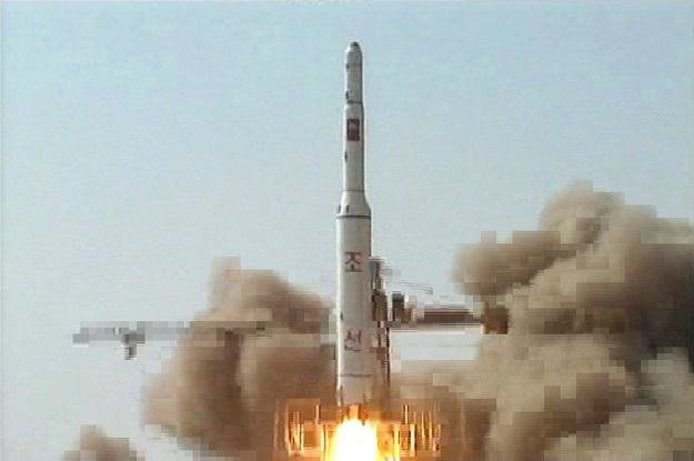 Korea Północna leci w kosmos /AFP