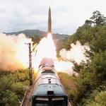 Korea Północna testowała rakiety instalowane na platformach kolejowych