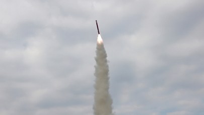 Korea Północna testuje pociski manewrujące tuż przed wizytą Trumpa w Seulu