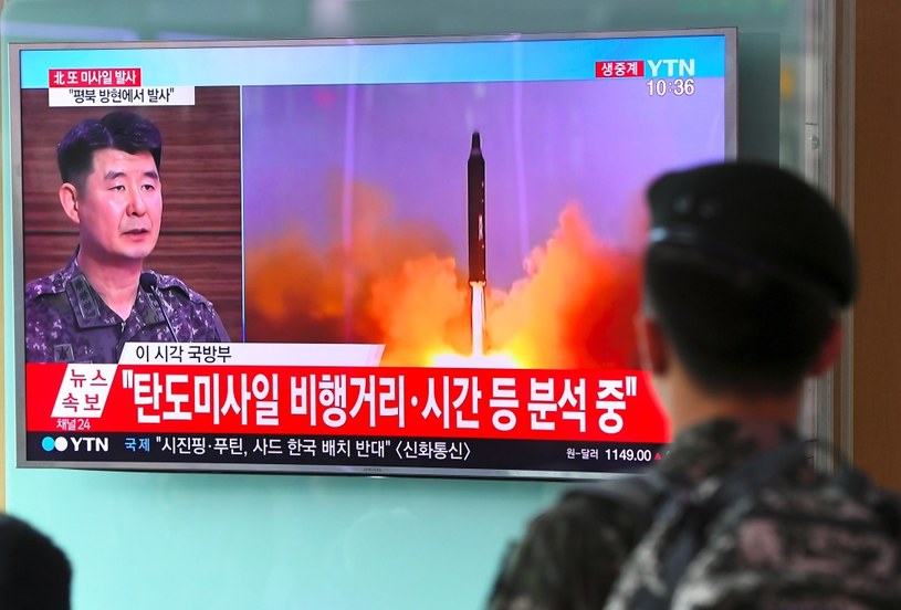 Korea Północna wystrzeliła pocisk balistyczny /JUNG YEON-JE /AFP