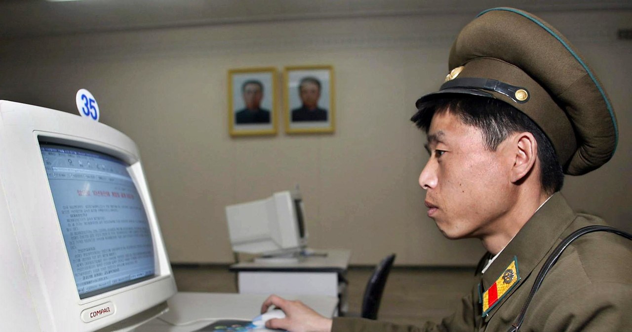 Korea Północna wzmacnia arsenał swojej armii hakerów /AFP
