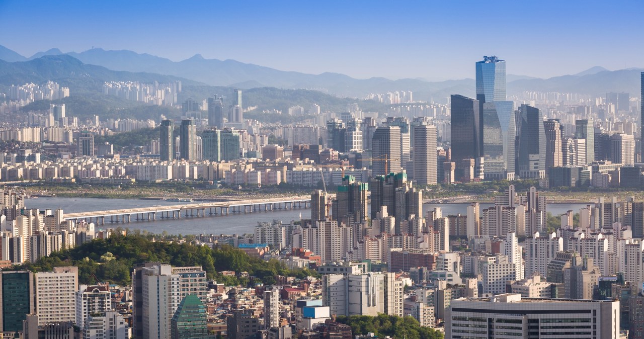 Korea Południowa, najbardziej zapracowany kraj świata, organizuje zawody w lenistwie /123RF/PICSEL