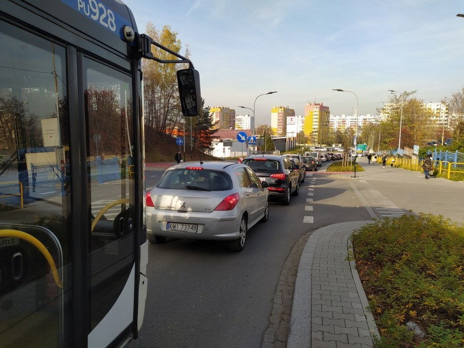 Korek na ul. Kostaneckiego w stronę Wielickiej /Przemysław Błaszczyk /RMF MAXX