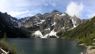 Korki na drodze do Morskiego Oka. TPN apeluje