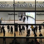 Koronacja Karola III. Pracownicy Heathrow zapowiadają strajk