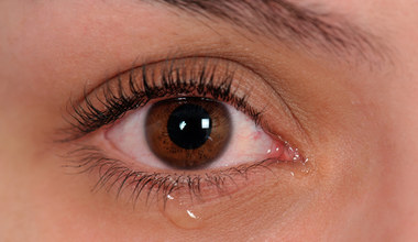 ​Koronawirus może być obecny we łzach