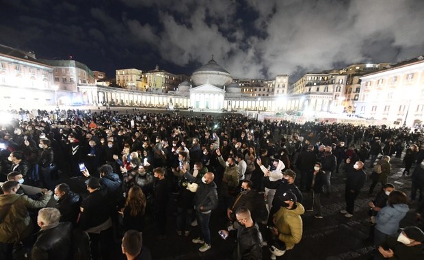 Koronawirus. Protesty we Włoszech, Niemcy planują "lockdown light" [RAPORT]