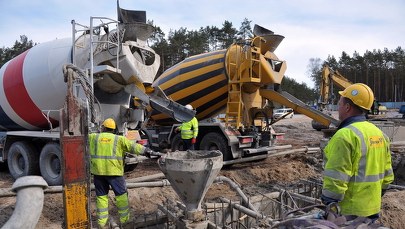 Koronawirus uderza w pracowników. GUS podał najnowsze dane 