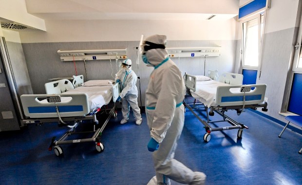 Koronawirus w Polsce. 415 nowych potwierdzonych przypadków zakażeń [NOWE DANE]