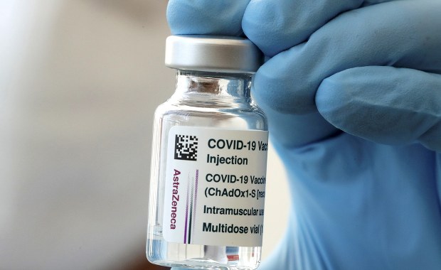 Koronawirus w Polsce. Blisko 6,4 tys. nowych zakażeń, 247 chorych zmarło [NOWE DANE]