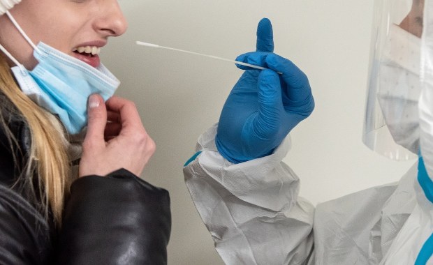 Koronawirus w Polsce. Ponad 45 tys. nowych zakażeń