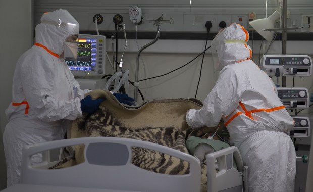 Koronawirus w Polsce. Ponad 9,4 tys. nowych zakażeń, nie żyje 177 chorych [NOWE DANE]