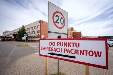 Koronawirus w Polsce. W poniedziałek wykryto 306 nowych przypadków Covid-19 [NOWE DANE]