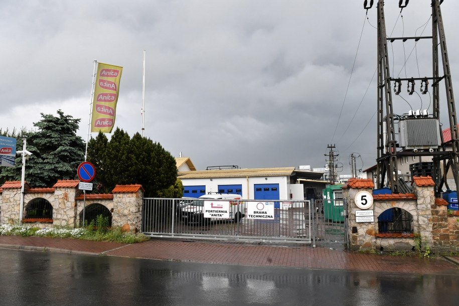 Koronawirus w Polsce. Zakład produkujący mrożonki w Działoszynie (woj. łódzkie) /	Grzegorz Michałowski   /PAP