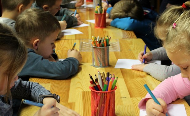 Koronawirus w Polsce: Żłobki i przedszkola mogą zostać otwarte, dodatkowy zasiłek opiekuńczy wydłużony do 24 maja 