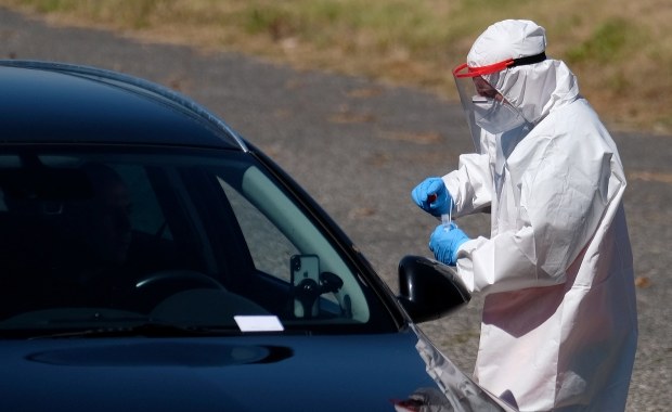 Koronawirus w Śląskiem. Po jednym z wesel ponad 20 osób zakażonych