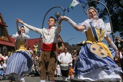 Korowód rozpoczął festiwal górali świata w Zakopanem