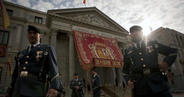 Korupcja nie omija również hiszpańskiego wojska /AFP