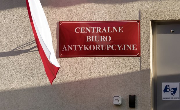 Korupcja w warszawskim banku. CBA zatrzymało dwie osoby
