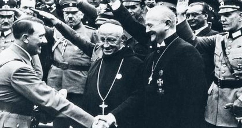 Kościół po wojnie pomagał niemieckim zbrodniarzom w ucieczce z Europy /domena publiczna