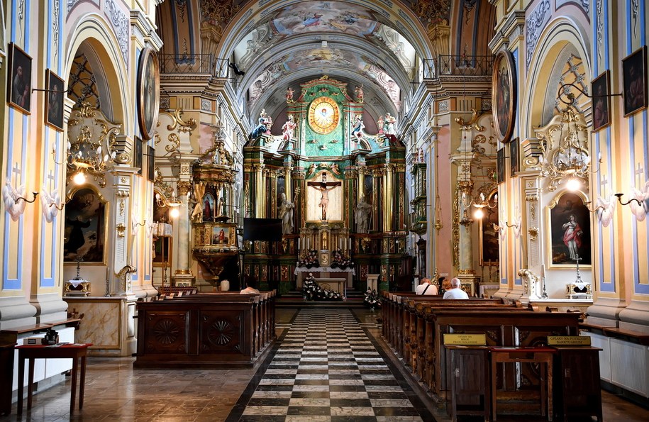 Kościół pod wezwaniem Znalezienia Krzyża Świętego w Sanktuarium Męki Pańskiej i Matki Bożej Kalwaryjskiej w Kalwarii Pacławskiej /Darek Delmanowicz /PAP