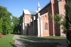 Kościół w Połańcu, który ucierpiał w ubiegłorocznej  powodzi
