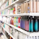 Kosmetyki wielofunkcyjne. Odkryj produkty, które uproszczą Twoją kosmetyczkę