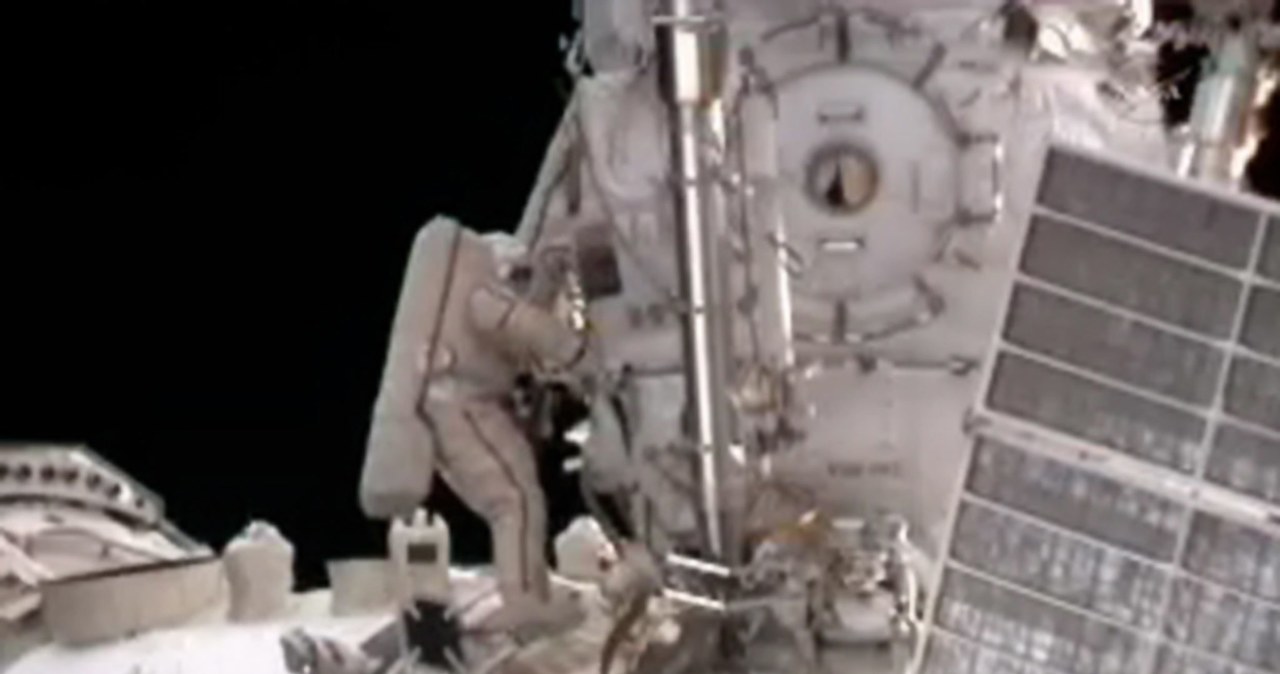 Kosmiczny spacer dwóch Rosjan z załogi ISS