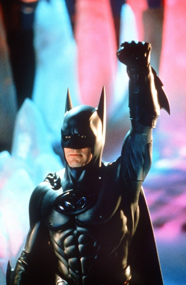 Kostium noszony przez George'a Clooney'a na planie filmu Joela Schumachera "Batman i Robin" /dpa-Film Warner Bros. /PAP/DPA