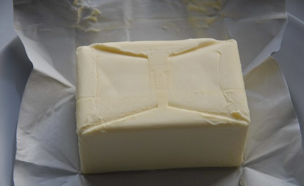 Kostka masła za więcej niż 7 zł? Z powodu suszy krowy nie mają, co jeść