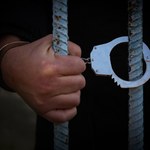 Koszmar 21-latki. Partner wyrywał jej włosy i okaleczał nożem
