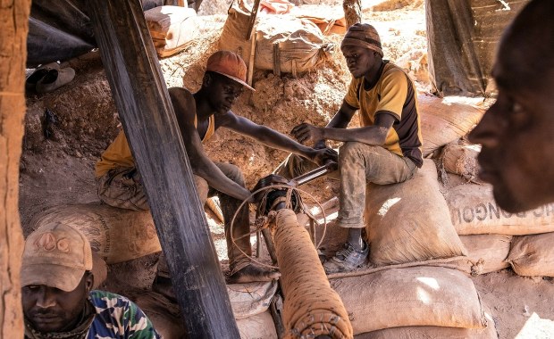 Koszmar w kopalni złota. Nie żyją 43 osoby, głównie kobiety