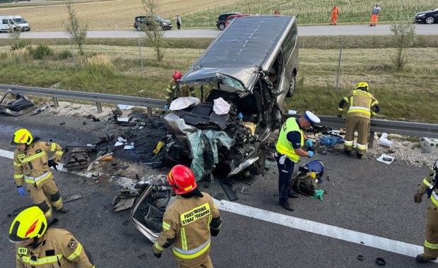 Koszmarny wypadek busa na S7. Pilny apel policji