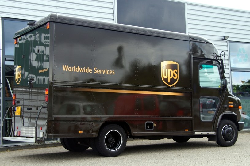 Koszt wysłania paczki z UPS zaczyna się od 14,49 zł. /123RF/PICSEL