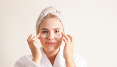 Kosztuje 30 zł a działa jak botoks i lifting w jednym. Nawilża, wygładza i ujędrnia