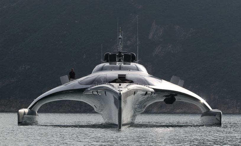 Kosztuje prawie 50 milionów, wygląda jak statek kosmiczny. To jacht Adastra! /K. Y. Cheng/South China Morning Post via Getty Images /Getty Images