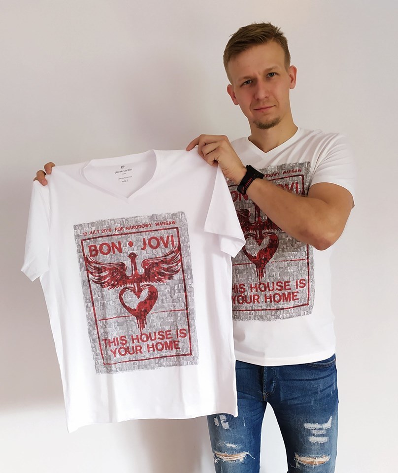 Koszulka dla Jona Bon Jovi od polskich fanów /materiały prasowe