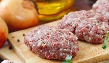 Kotlety mielone robię z przepisu babci. Jeden dodatek sprawia, że są bardziej soczyste i miękkie