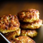 Kotlety ziemniaczane z pysznymi dodatkami. Kartoflaczki to obiadowy hit dla całej rodziny