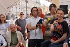 Kowalczyk przekonywała w Krakowie do igrzysk, przeciwnicy zagłuszali
