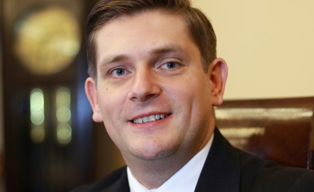 Kownacki: Jak przelewałem pieniądze z nagród, to nie śpiewałem. Kiepsko śpiewam